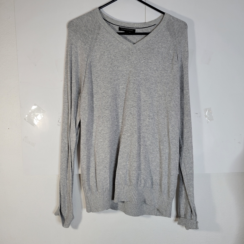 Mens Banana Republic Cotton V-neck Sweater Light gray Size Medium